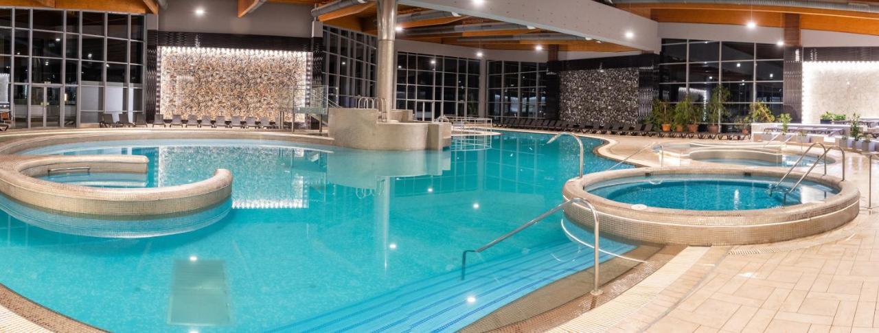 Hotel Azur Siofok Exterior photo