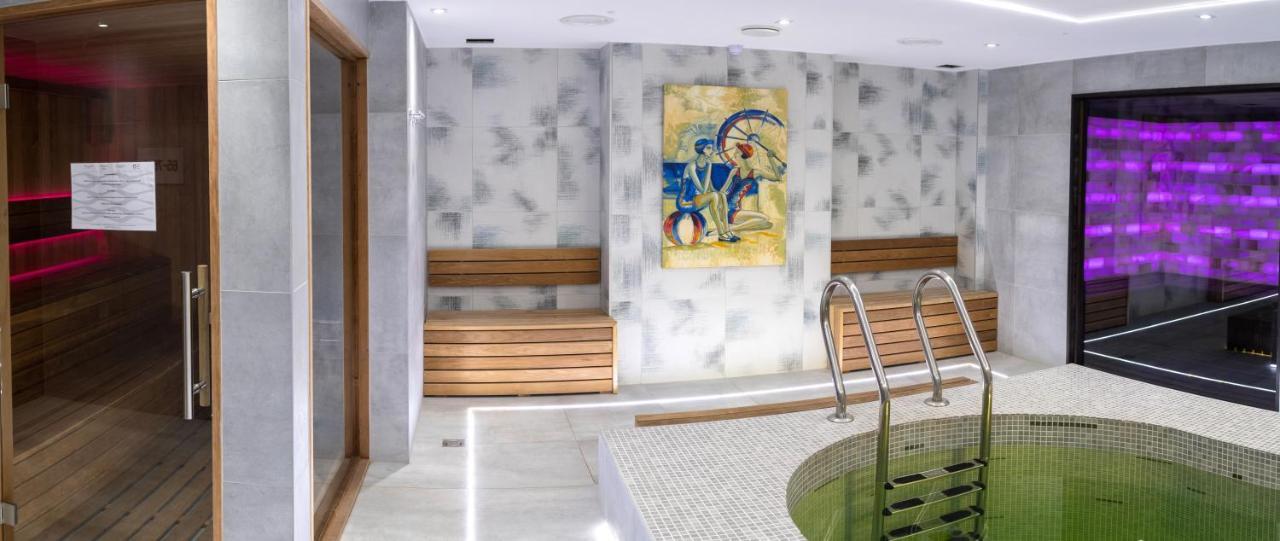 Hotel Azur Siofok Exterior photo