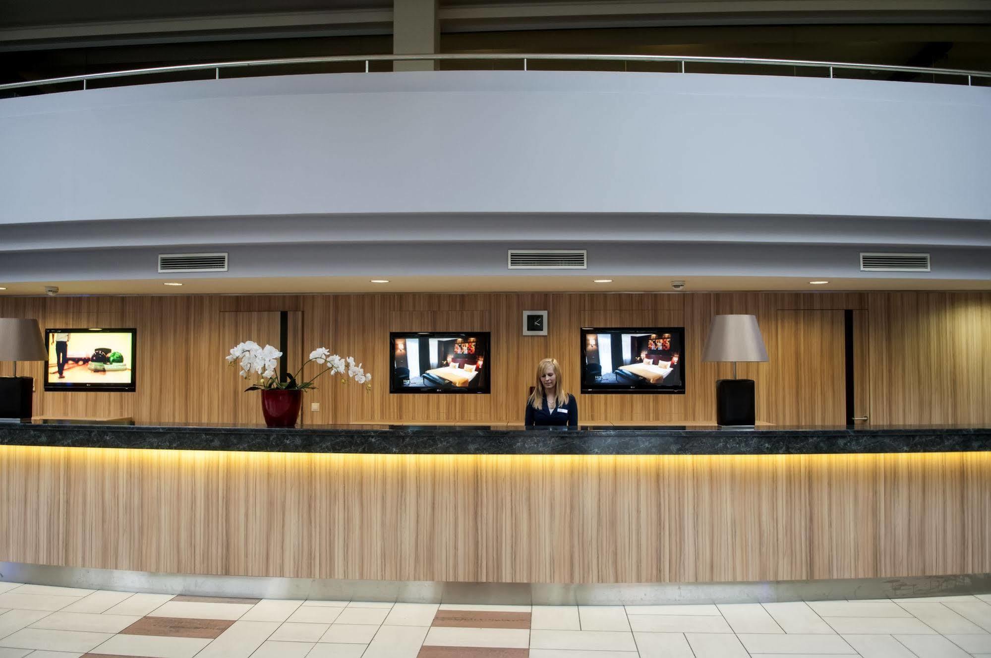 Hotel Azur Siofok Exterior photo